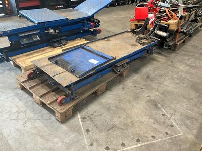 Übersichtsbild von Tyreon Motorradhebebühne TSC300 Motorradbrücke